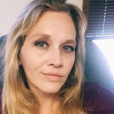 Angie Arp's Instagram, Twitter & Facebook