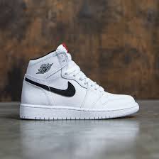 Air Jordan 1 Retro High Og Gs Red Black White Air Jordan 1 Retro High Og Gs Big Kids White Black White University Red Jordan 1 Retro High Air Jordans Jordan 1