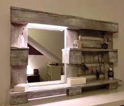 Specchio Fai Da Te Originale Con Materiale Riciclato 20 Idee Specchio Fai Da Te Idee Di Arredamento Idee Per Decorare La Casa