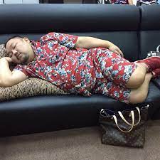 Seseorang yang menghendaki sesuatu, mendapatkannya sebelum meminta. Ohbulan On Twitter Ibarat Orang Mengantuk Disorongkan Bantal Setinggi Tinggi Gunung Kinabalu Tinggi Lagi Perut Michael Ang P Http T Co 7rmimxytor