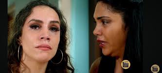 Después de ver la escena de Magda con el yerno y el cuchillo, esto dejó der  ser una novela, para ser CSI.🤣