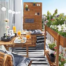 Kaufen Sie Mobel Und Dekoration Fur Balkon Und Garten Online Kleiner Balkon Ideen Balkon Dekoration Fur Gart In 2020 Balcony Decor Patio Decor Balcony Flooring