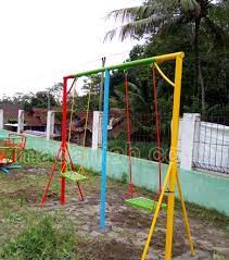 Beli ayunan langsung dengan harga terbaru 2021 terbaik dari supplier , pabrik, importir, eksportir dan distributor. Ayunan Besi Untuk Anak Model Tiga Tiang Madaniah