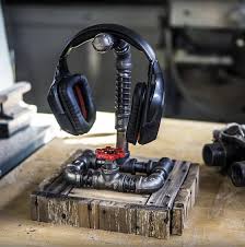 This headphone stand from newbee is made of aluminum with tpu rubber under the base. 50 Best Diy Headphone Stand Ideas Types Advantages And How To Make It