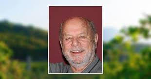 Rebecca Weintraub's Instagram, Twitter & Facebook