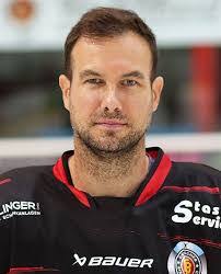 Mark Heatley's Instagram, Twitter & Facebook