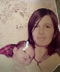 Can someone remove people from old family photo?