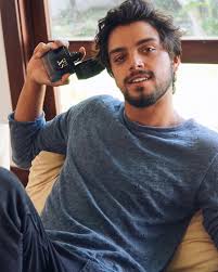 Rodrigo is not only an incredible photographer who has captured so many great dave matthews band moments, he also is the band's social media content creator. 14 Ideas De Rodrigo Sang Simas Totalmente Diva Novela Novelas Brasilenas Total Divas