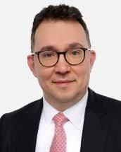 Baker McKenzie Advises LumApps