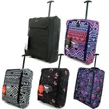 Notre gamme de bagages à main inclut des valises cabine légères et des modèles pratiques à 4 roues. Lightweight Hand Luggage Bag Suitcase Ryanair Easyjet Cabin Case Fits 50x40x20 Ebay