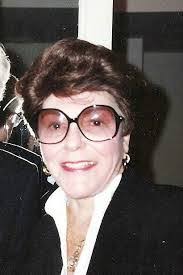 Dora Mackay's Instagram, Twitter & Facebook