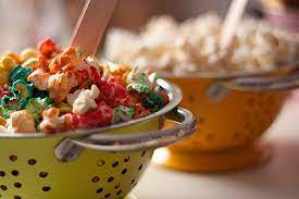 Para la cabritas dulces, poner todos los ingredientes en una olla mediana. Palomitas Dulces Receta Facil Pequerecetas