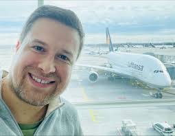 Christopher Shobe's Instagram, Twitter & Facebook