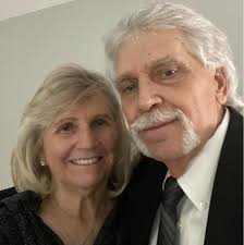 Thank you so very much to everyone that came out this beautiful weekend to  Alvis & Maxine Maxwell family estate sale. It was my honor to host this  sale. Thank you to