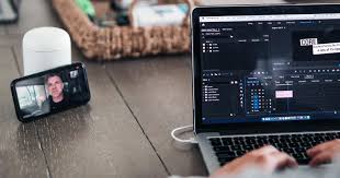 Microsoft Teams Personal Use Now Available In Android And Iphone Android Infotech In 2020 Do Video You Videos Video