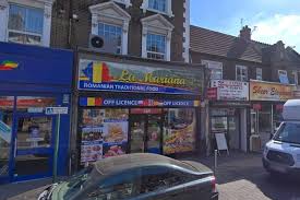 De obicei, termenul nu îi numără pe acei români autohtoni care locuiesc în statele vecine, în special românii din ucraina și serbia. Update Aproximativ 9 7 Milioane De Romani Sunt PlecaÈi In StrÄinÄtate Ministru Principala Solicitare A Diasporei Este LegatÄ De InfrastructurÄ Hotnews Mobile