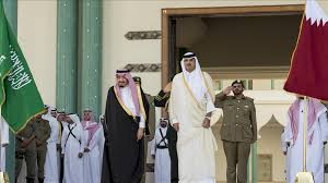 أولا؛ تركيا عملت بشكل مختلف في الأزمة ما بين قطر والسعودية وحلفائها، بحيث وقفت تركيا إلى صف قطر وتحالفت معها. B713 3 Jozwem