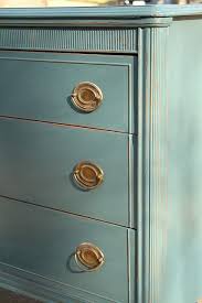 How To Get A Perfectly Painted Finish Painted Furniture Colors Painted Furniture Benjamin Moore Colors