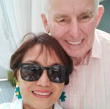 SHAME ON THEM: Someone forced this little girl to steal a package off a  porch in Maryland. https://bit.ly/2RImjd9 Video: Harford County Sheriff's  Office