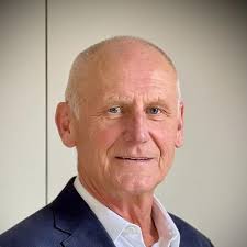 Taking Control of Multiple Sclerosis : Natural and Medical Therapies to  Prevent Its Progression: Jelinek, George: 9781855860148: Amazon.com: Books