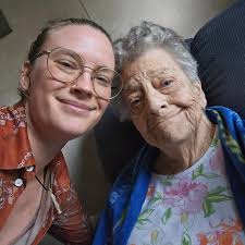 ✨️New Item!✨️ Welcome Artist: Heidi Griffin! Heidi draws cool shapes and  line drawings that have inspired her to make a coloring book! Neurgraphic  Coloring Books by Heidi Griffin now here in the