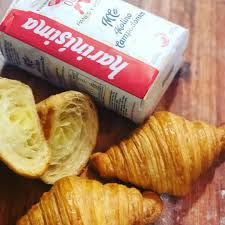 Hoy Les Recomiendo Esta Receta De Croissant Amasijo Harina 000 1kg Sal 25g Azucar 120g Levadura 60g Manteca 200g Agua 480g Empaste Food Cheese Molino