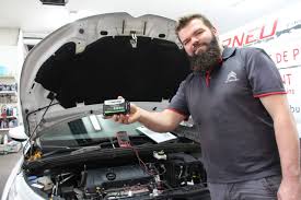 Au prix moyen de 0,69 €/l, cela représente une économie le bioéthanol est la meilleure façon de rouler écologique. Dans L Eure Ce Garage Installe Des Kits Pour Rouler Au Bio Ethanol Et Le Telephone Sonne Tres Souvent Le Courrier De L Eure