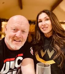 5 Years married to our Sammy, my best friend and soul mate. Happiest 5  years of my life , happy anniversary @sam_r_79 I love you all the world and  so much more ❤️❤️❤️