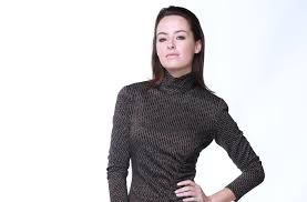 Portuguese actress who first gained fame thanks to her role in the soap opera the game in 2003. Mariana Pacheco Sobre Amor Amor E A Historia Mais Divertida Em Que Ja Participei