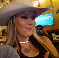 What are the best karaoke places in Phoenix?