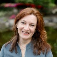 Claudia Albert's Instagram, Twitter & Facebook