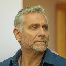 Max Leonida: Director, screenwriter and filmma…