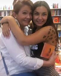 Elettra lamborghini is a reality television personality and also a descendant of the lamborghini creator ferruccio lamborghini. Luisa Peterlongo La Mamma Di Elettra Lamborghini