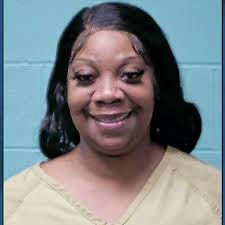 Kendra Edmondson's Instagram, Twitter & Facebook