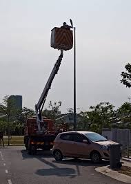 Lampu bisa diartikan sebagai segala peralatan yang menghasilkan cahaya atau. Aduan Selesai Kerosakan Lampu Jalan Residensi Taman Seremban 3