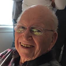 Maureen Watts's Instagram, Twitter & Facebook