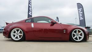 They created a new 240z concept, but that was scrapped for fear of going backward. F Air Lady Z Nissan 350z Auf Luft
