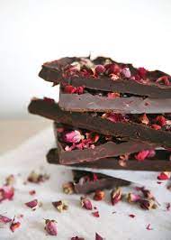 Make Your Own Chocolate Bar Rose Petal Dark Chocolate Bar Chocolate Bar Recipe Artisan Chocolate Chocolate