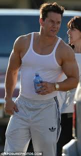 Everyone Else S Body Has Been Cancelled Mark Wahlberg Good Looking Men Celebrities Male