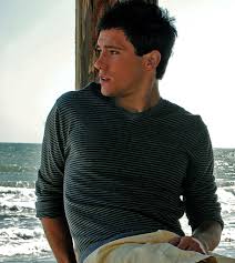 The second season of icarly aired on nickelodeon from september 27, 2008 to august 8, 2009. Seriously Who Didn T Fall In Love With Him After The Icarly Episode Idate A Bad Boy Where Drew First Guest Starred As Griffin