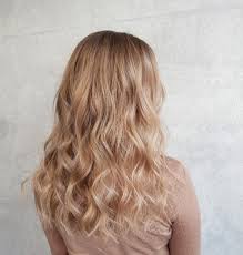 Interessieren sie sich für die verschiedenen haarfarben? Sommersaison Experten Verraten Uns Die Haarfarben Trends The Treatment Files De