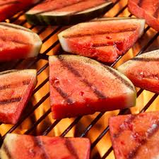 Warum wir uns darauf so freuen, liegt daran, dass unser körper ein natürliches verlangen danach hat. Der Wassermelonen Burger Vom Grill Ist Eine Kulinarische Erweckung Stern De