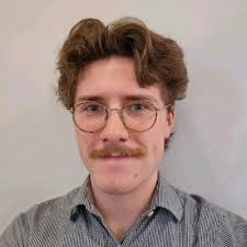 My very first LinkedIn post: I'm very excited to announce that I will be  working as a Systems Engineering Intern at Pratt & Whitney this Summer!