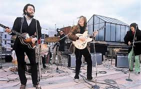 Per questo, per mantenere viva l'attenzione sulla difficile situazione di queste realtà, sabato 27 febbraio i palchi di oltre 130 club d'italia tornano ad accendere i propri riflettori grazie a «l'ultimo concerto?». L Ultimo Concerto Dei Beatles Video 30 Gennaio 1969 Su Prepariamoci