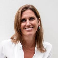 Amy Mckeown's Instagram, Twitter & Facebook