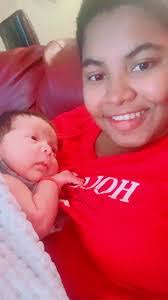 Arlene Botello's Instagram, Twitter & Facebook