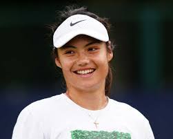 Kitty Mace's Instagram, Twitter & Facebook