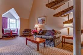 Explore camelback lodge's suites, amenities welcome to the heart of the poconos, where our lodge is more than just a place to stay. Chateau Resort And Conference Center Cozy Pocono Mountain Hotel