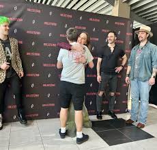 Save the best for last. My final VIP/meet and greet this year was the best  one. It was so much fun getting some time to chill with @halestorm in  #london