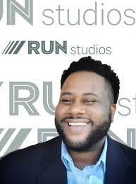 Daniel Kutner's Instagram, Twitter & Facebook